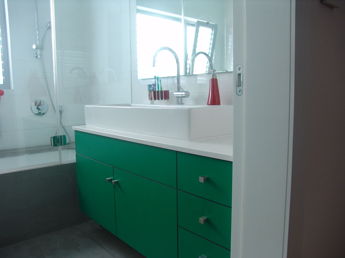 ארון ח.א.ילדים 3